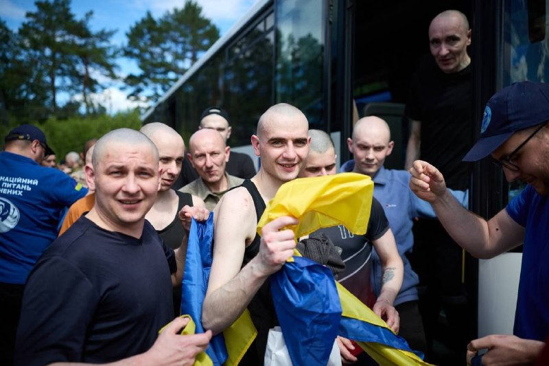 Відбувся ще один обмін! Україна повернула 160 своїх Героїв з полону. Серед звільнених зокрема…