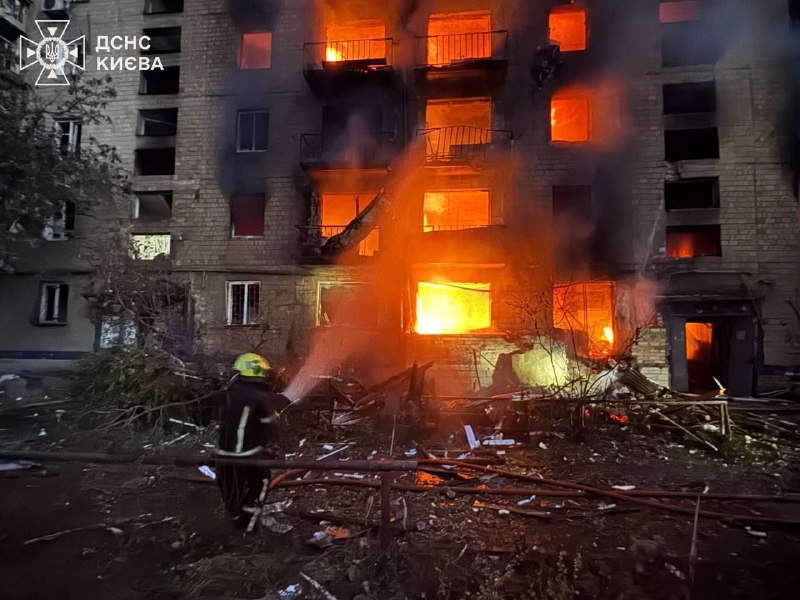 Черговий військовий злочин рашистів. Знову раектно-дроновий удар по цивільних обʼєктах і населенн…