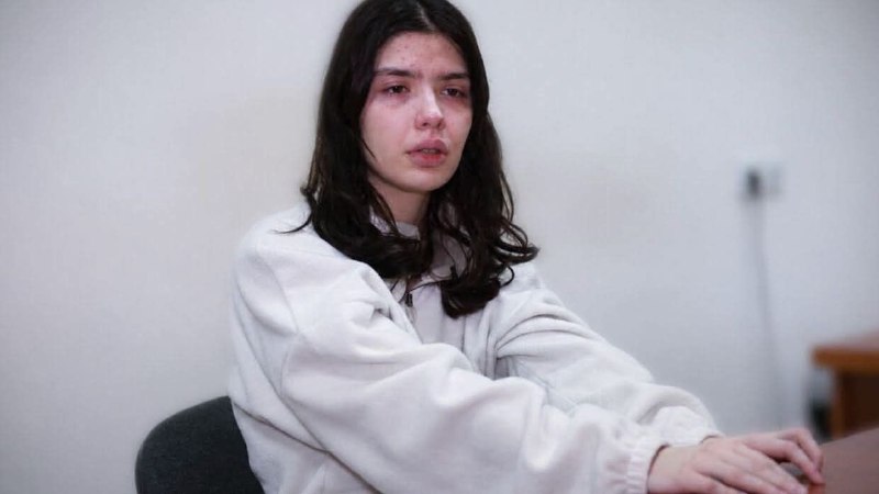 ⚡️ Окупаційний “суд ДНР” засудив 20-річну жительку Маріуполя до 13 років колонії за “держзраду”