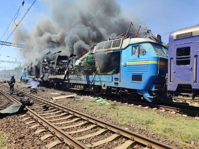 Рунява мразота вдарила по потягу Київ – Запоріжжя. Знову по цивільним.