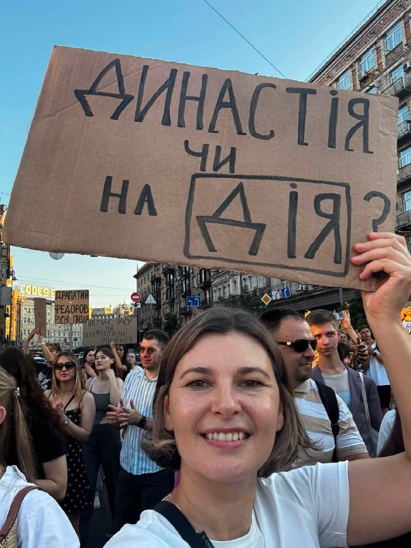 Ви можете підтримувати, або не підтримувати акції з картонками. Вам може подобатися або не подоба…